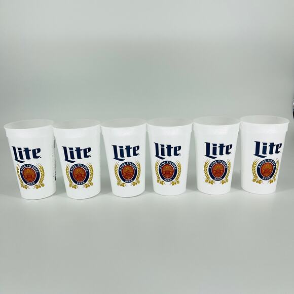 SIX Reusable White Miller Lite Miller Time American Flag Plastic Cups - NWT - Picture 1 of 12